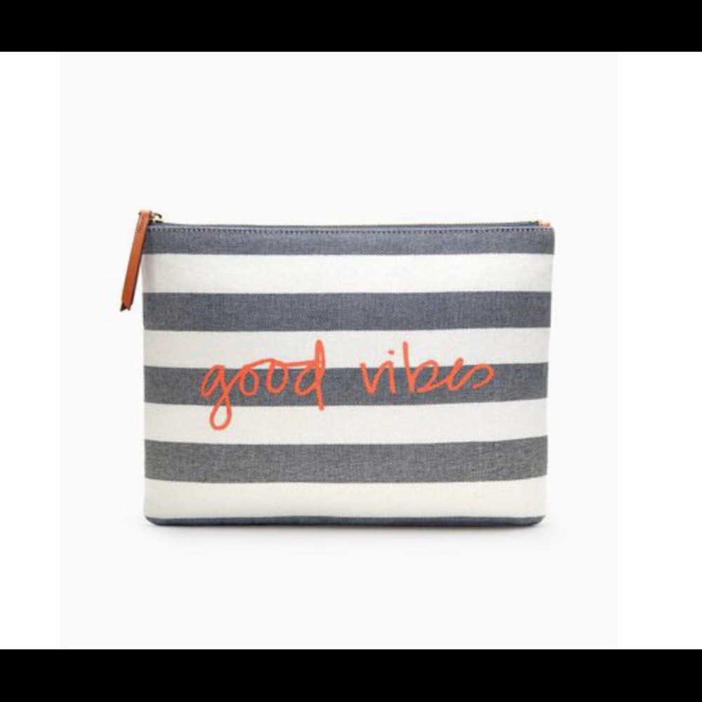 All In Pouch